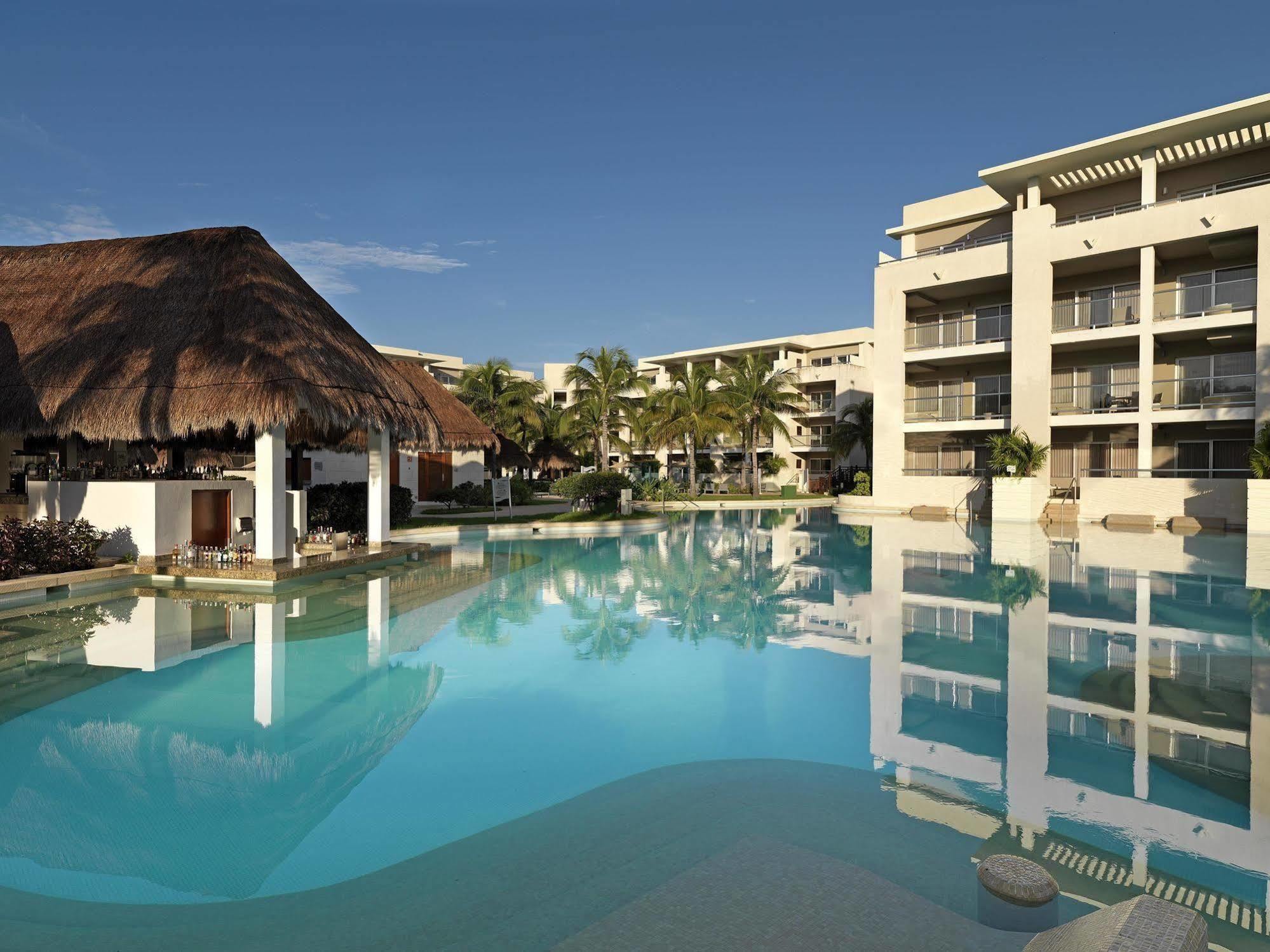 Royal Service At Paradisus La Perla (Adults Only) Плайя-дель-Кармен Екстер'єр фото